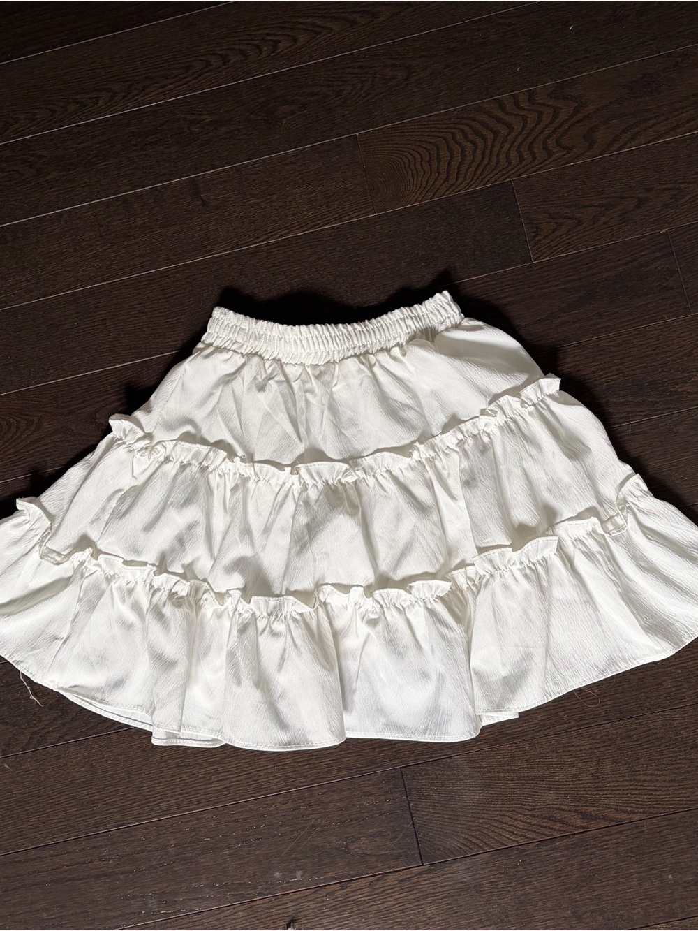Women's White Tiered Ruffle Skirt - Classic Flowy Style